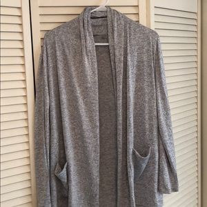 Athleta pose open wrap